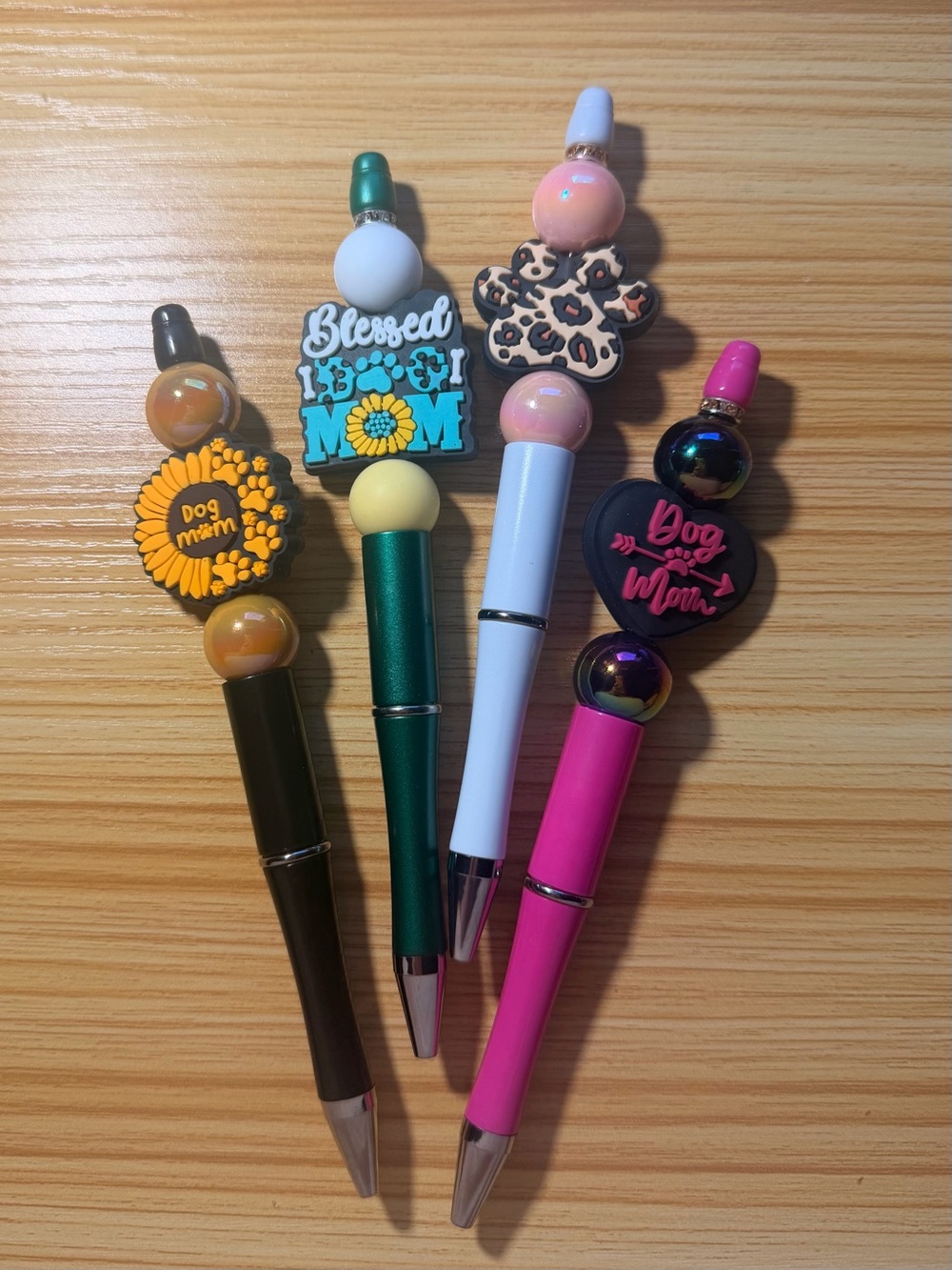 4 Beaded Pen Set- Dog Mom Theme